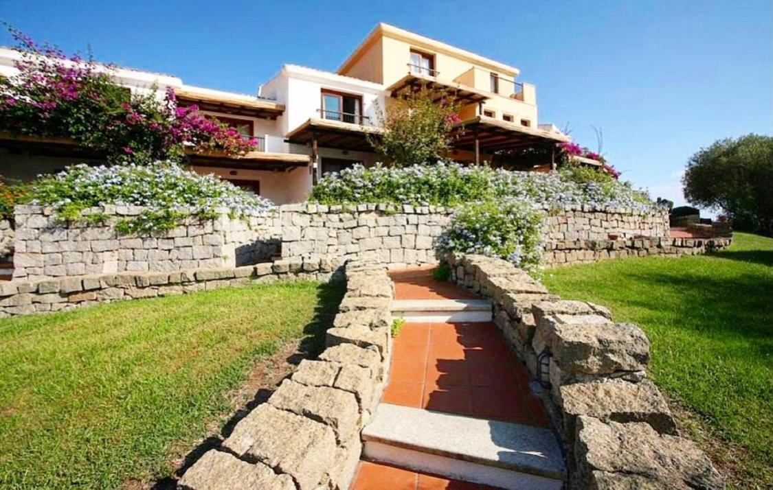 Hotel Palumbalza Porto Rotondo Bagian luar foto