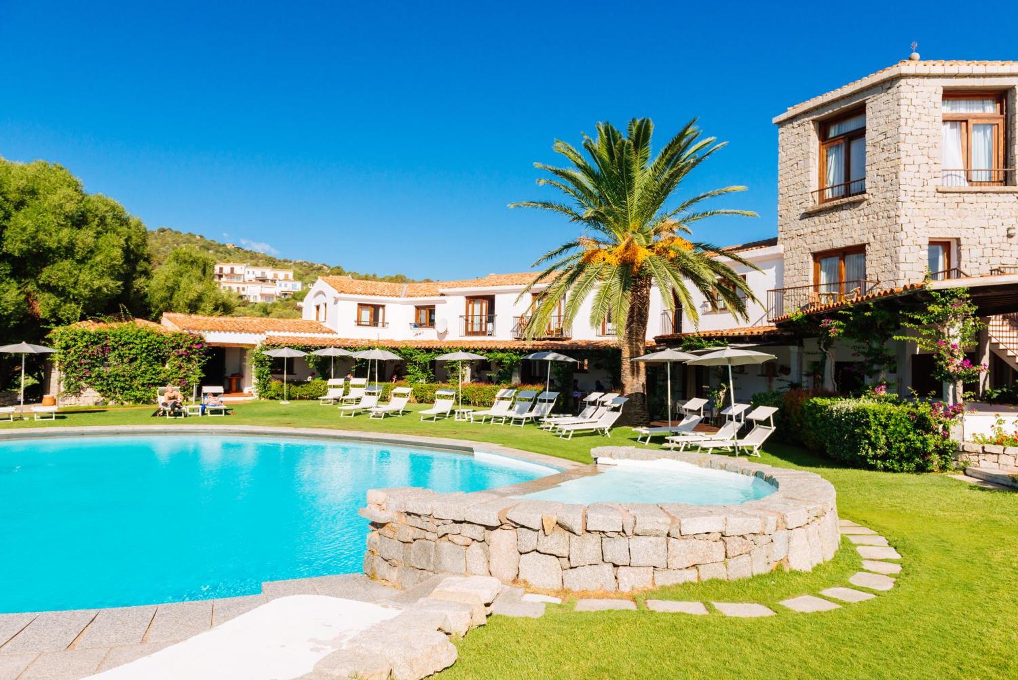Hotel Palumbalza Porto Rotondo Bagian luar foto